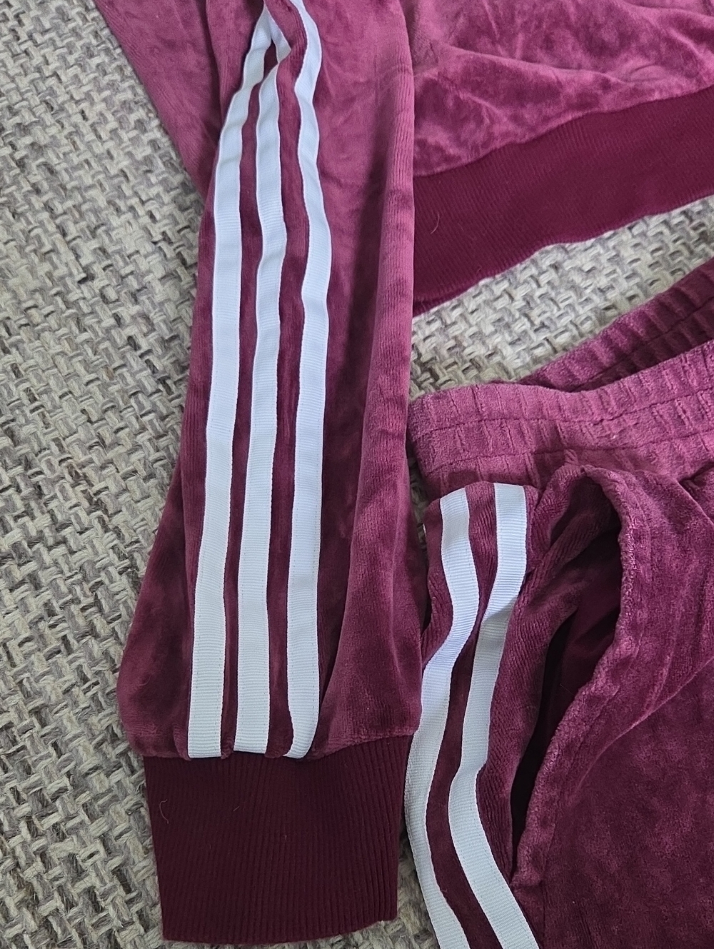 Adidas Originals Burgundy Velour Tracksuit Set Y2K 3 Stripe Jacket Pants M - Picture 16 of 16